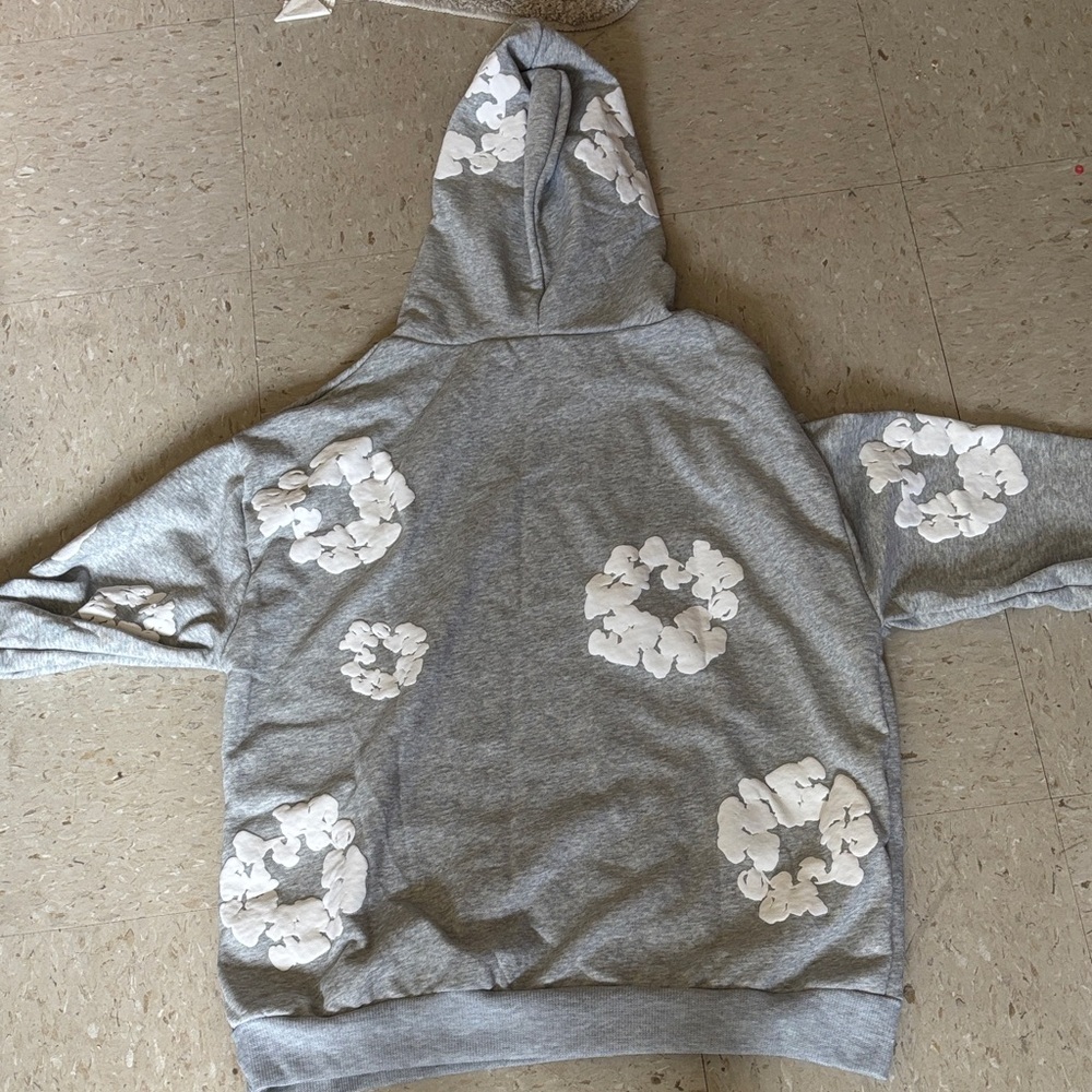 Gray Floral Men's Sweater
